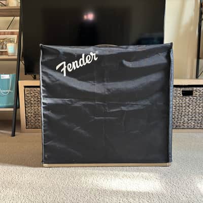 Fender Vibro-King 60-Watt 3x10" Guitar Combo image 4