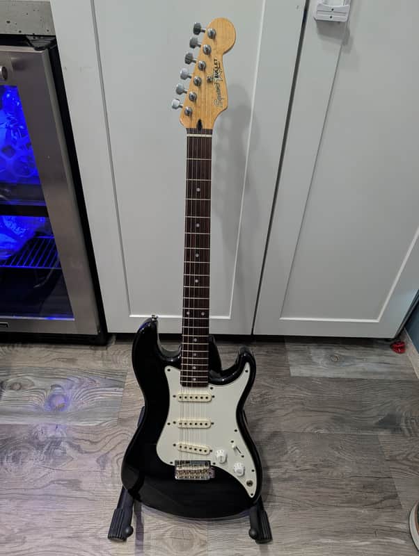 Squier Bullet S-3T 1986 - 1987 - Black image 1