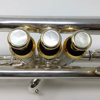 Jupiter Carnegie XL Series CTR-100 Trumpet Silver with Gold Trim image 8