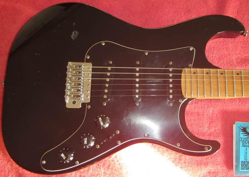 Washburn GWL Strat style electric guitar 2000's? - Gloss Black image 1