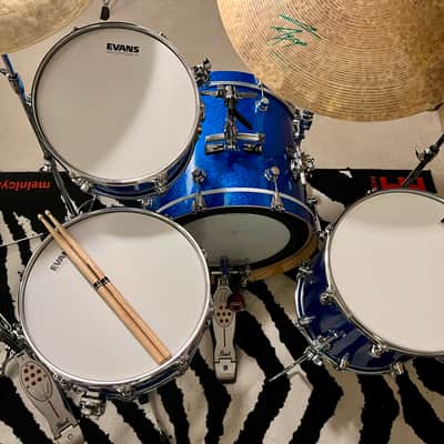 DW Performance Series Drum Set - Blue Sparkle image 7