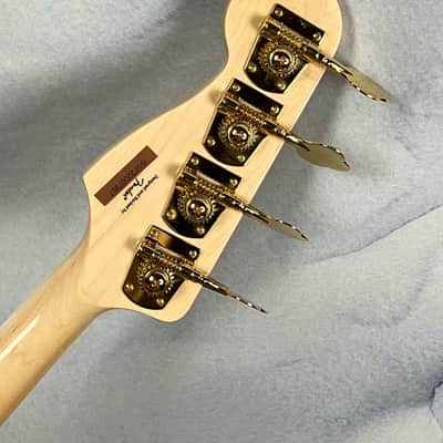 Squier 40th Anniversary Loaded Jazz Bass Neck with Bound Laurel Fingerboard, Block Inlays image 3