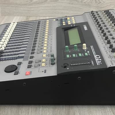 Yamaha 01V Mixer digitale image 5