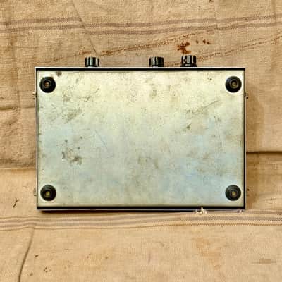 Roland AG-5 Funny Cat Harmonic Mover-Soft Distortion Sustainer 1970's - Silver image 8