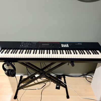 Roland Juno DS88 Synthesizer - Black