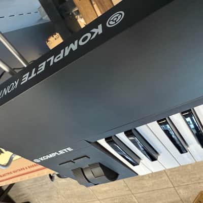 Native Instruments Komplete Kontrol A61 image 5