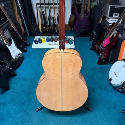 Guild GAD-JF30 Acoustic Guitar with Matching Hardshell Case image 9