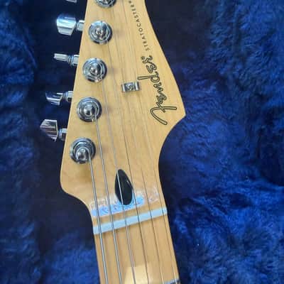 Custom "Baby Blue" Fender HSS Stratocaster & Limited Edition Sonic Blue Hard Case image 9