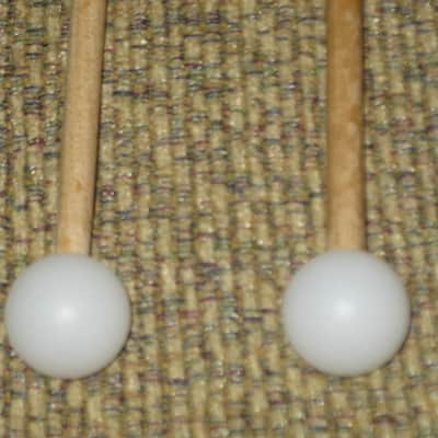 ONE pair new old stock (with packaging) Musser M4225 Mallets, white 1" medium-hard poly-ball head with birch handles -- recommended use is for bells or xylophone (from around 2019) Made in USA image 7