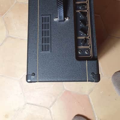 Vox AC15C1X Custom 2-Channel 15-Watt 1x12" Blue Alnico Guitar Combo 2010 - 2019 - Black image 6