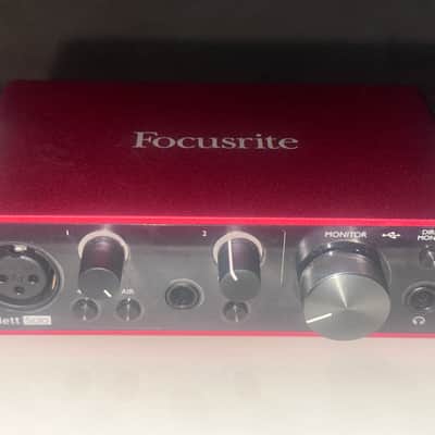Focusrite Scarlett Solo 3rd Gen USB Audio Interface 2019 - Present - Red / Black image 1