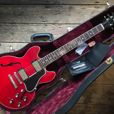 2009 Gibson Custom Shop 336 F in Cherry finish with hard shell case and COA image 17