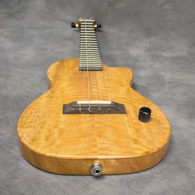 Pono TE Solid Acacia Electric Tenor Solid Body Ukulele with Hard Case image 17