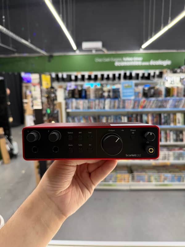Focusrite Scarlett 2i2 4th Gen USB Audio Interface 2023 Bild 1