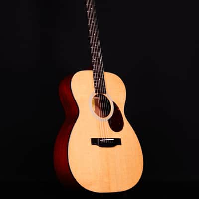 Eastman E1OM Acoustic with Deluxe Bag, Natural image 8