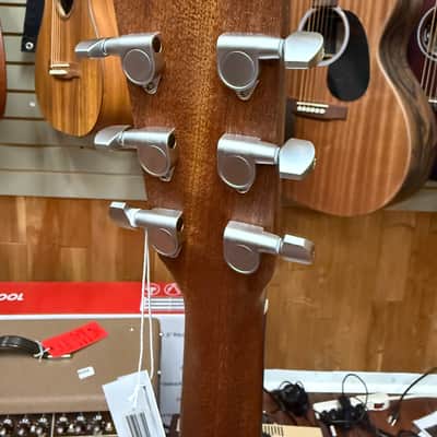 Martin 000C JR-E Junior Series Acoustic Electric Guitar- Natural- w/soft bag. New! image 17