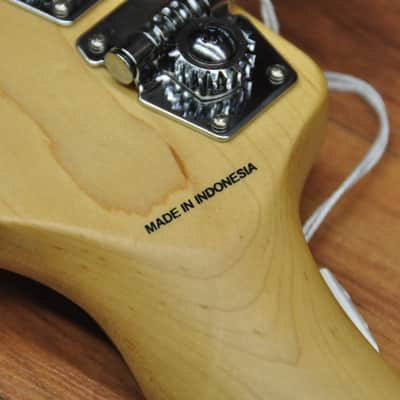 Sterling by Musicman S.U.B. Ray 5 Black image 14