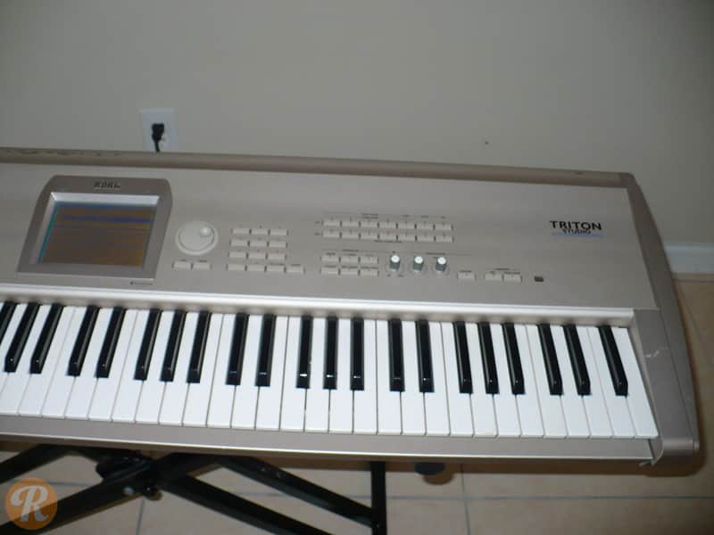 ジャンクKORG TRITON Studio 76 EXB-PCM09 CD付 Rent Korg Triton