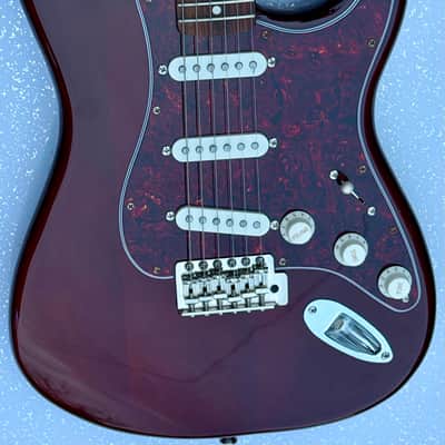 Squier Classic Vibe Stratocaster 70’s with Laurel Fretboard 2019  - Walnut image 2