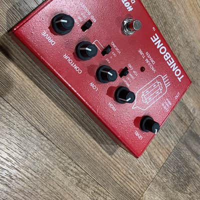 Tonebone Hot British 2000 - Red image 3