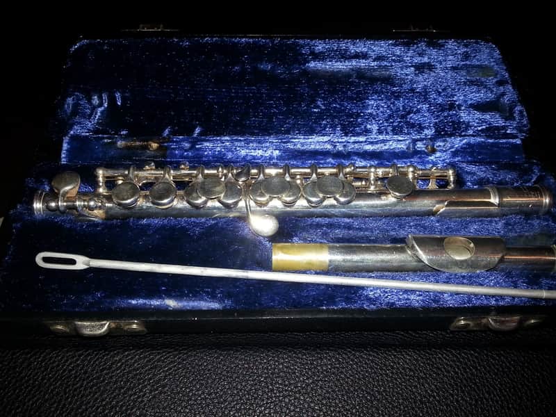1958 Artley Piccolo with cleaning rod and case image 1