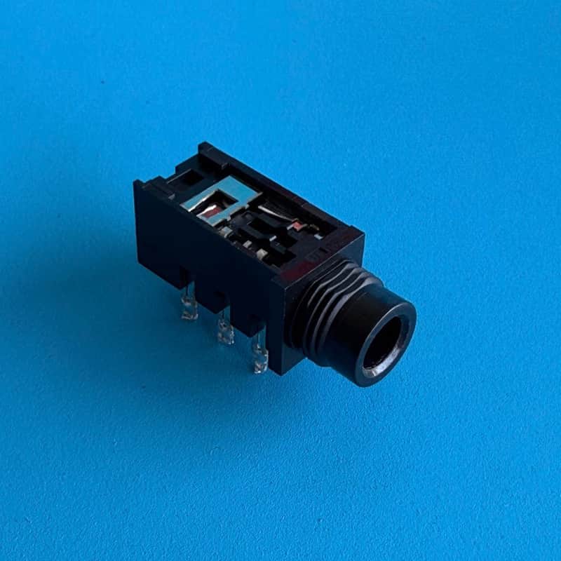 YAMAHA DTX430K Electronic Drum Replacement Part: TRS 1/4" Headphone Jack Socket image 1