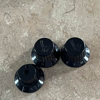 set Fender Japan F logo knobs black guitar bass Lyte image 1