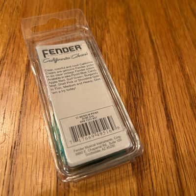 Fender California Clears Medium Picks - Surf Green -  Mid 90’s / Early 2000’s  - Discontinued California Series (Rare Pack) image 2