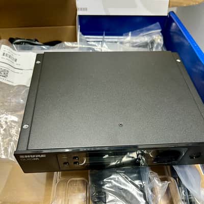 NEW Shure GLXD14R/MX53 GLX-D Advanced Digital Wireless Presenter Rack System with MX153 Headworn Earset Microphone GLXD1 Bodypack Transmitter and GLXD4R Rackmountable Receiver with Ears SB902A Rechargeable Lithium-ion Battery Padded zipper accessory case image 7