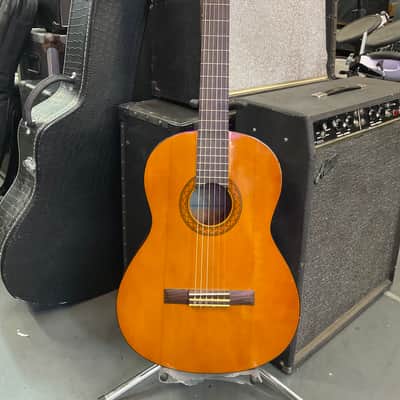 Yamaha C40 image 1
