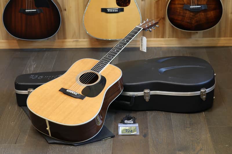 2010 Martin D-35 Dreadnought Acoustic Guitar Natural + OHSC image 1