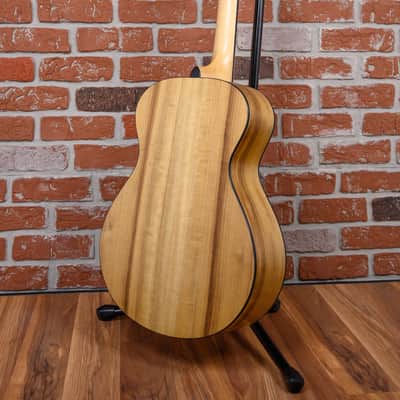 Breedlove Oregon Series Concert Semi-Gloss Natural/ Satin Sitka Spruce Top/ Myrtle Wood Back&Sides 2016 w/OHSC image 8