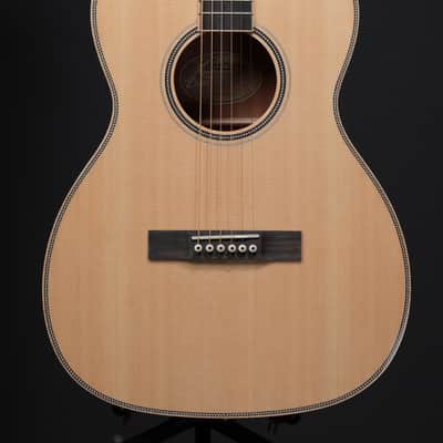Larrivee 000-50 Mahogany & Sitka Spruce image 2