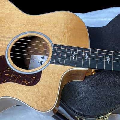 Taylor 214ce-K DLX Koa Grand Auditorium Acoustic-Electric Guitar Natural Finish - 4.8lbs - Authorized Dealer - G06225 image 2