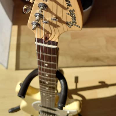 Fender American Performer Mustang - Vintage Gelb Bild 3