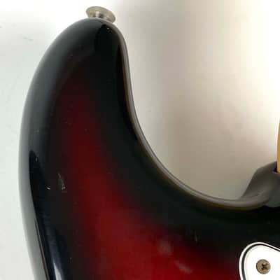 Fender Stratocaster 1974 - Sunburst, Maple neck  Super clean. with original hard  Fender Tolex case image 7