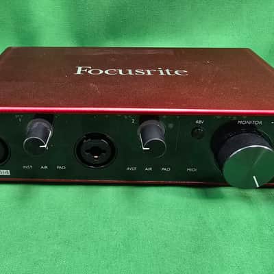 Focusrite Scarlett 4i4 3rd Gen USB Audio Interface - Red / Black Tested image 1