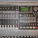 Roland VS-840 Digital Studio Workstation w. Manual, 70 Zip Disks