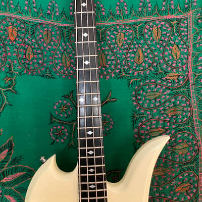 フェルナンデス MB-85 MB-90 Fernandes Mockingbird Bass Reverb