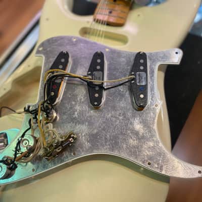 Fender Jimi Hendrix Artist Series Tribute Stratocaster 1997 - 2000 - Olympic White image 6