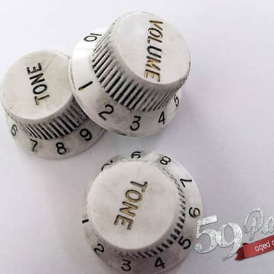 Set of 3 Hand Aged Fender knobs White, relic, aged, Stratocaster, 59 Parts image 3
