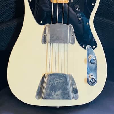 Fender Telecaster Bass 1968 Blonde old refin image 1