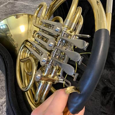 Mendini By Cecilio F/Bb Double French Horn with Solid Rotors String Lever Action image 3