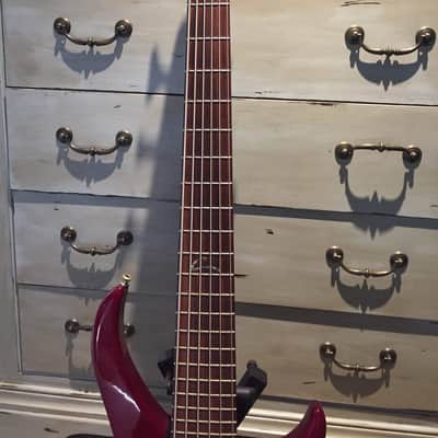 Peavey Cirrus Figure maple with translucent red image 5