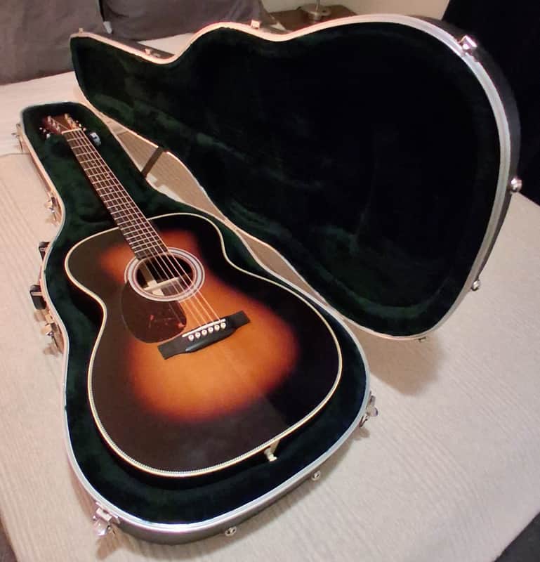 Martin OM-28 2022 - Sunburst