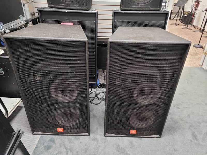 JBL PA スピーカー SR4732X AV機器 アンプ (0990009497) Pair- JBL SR4732 Passive Bi-Amp Professional Series Speakers LOCAL