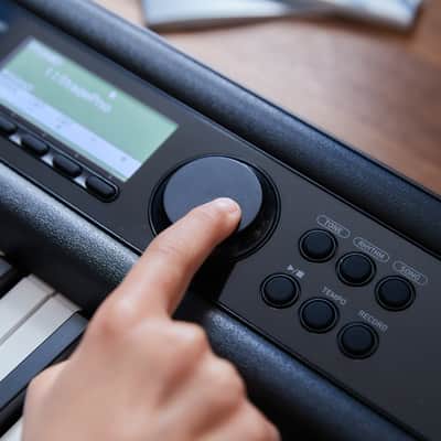 Casio CT-S400 Casiotone 61-Key Keyboard w/ Adjustable Stand image 8
