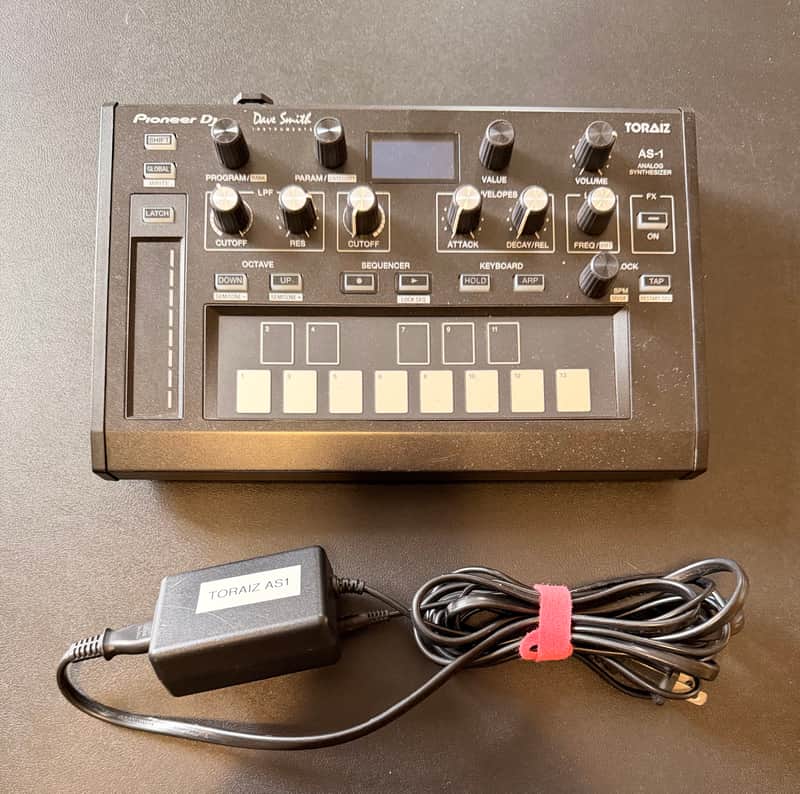 Pioneer DJ Toraiz AS-1 アナログシンセ TORAIZ AS-1: Pioneer DJ Is Launching A Synth At NAMM 2017 - DJ