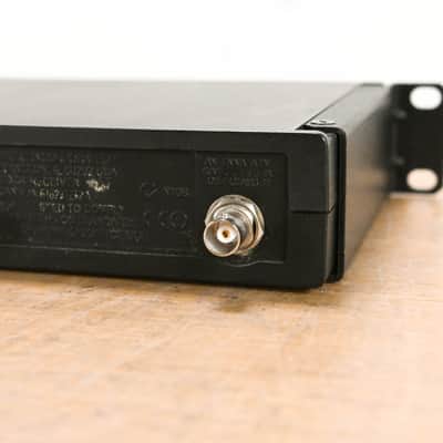 Shure ULXS24/58 Handheld Wireless System - 662-698 MHz (NO POWER SUPPLY) CG0128F image 7