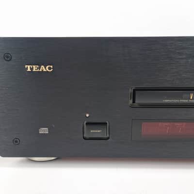 Teac VRDS-T1  CD Transport - Cd Player - Realy nice - Digital outputs only image 3